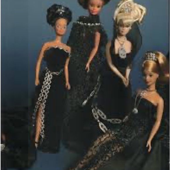 VOGUE Italia supplement Barbie Gioiello Marzo 2009 Miles Aldridge - Picture 4 of 10